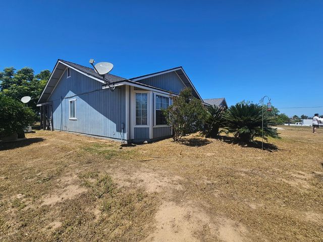 19730 Olympia Rd, Madera, CA 93638