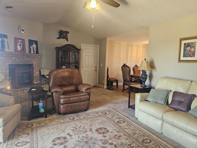 19730 Olympia Rd, Madera, CA 93638