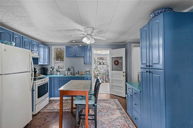 22 Harris Street, Coventry, RI 02816