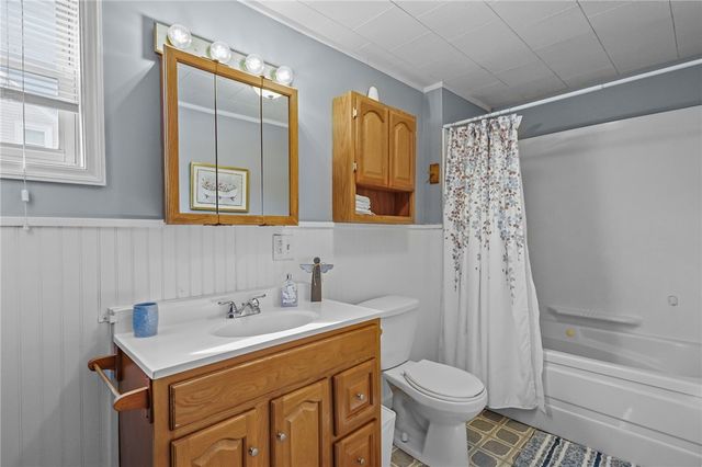 22 Harris Street, Coventry, RI 02816