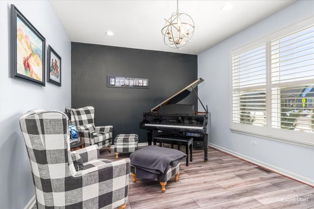 739 Juniper Street, Oswego, IL 60543