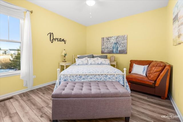 739 Juniper Street, Oswego, IL 60543