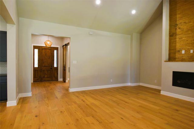 4 Lake Forest Drive, Conroe, TX 77384