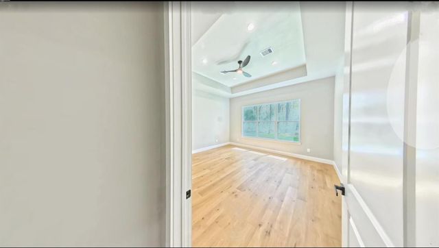 4 Lake Forest Drive, Conroe, TX 77384