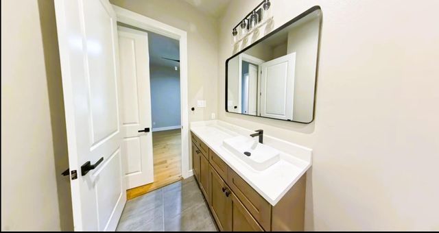 4 Lake Forest Drive, Conroe, TX 77384