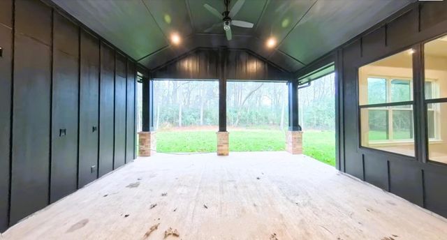 4 Lake Forest Drive, Conroe, TX 77384