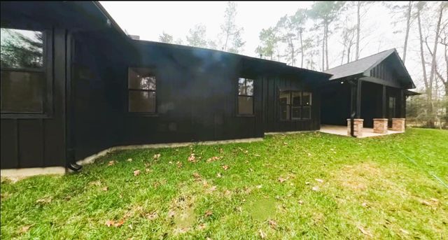 4 Lake Forest Drive, Conroe, TX 77384