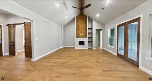4 Lake Forest Drive, Conroe, TX 77384