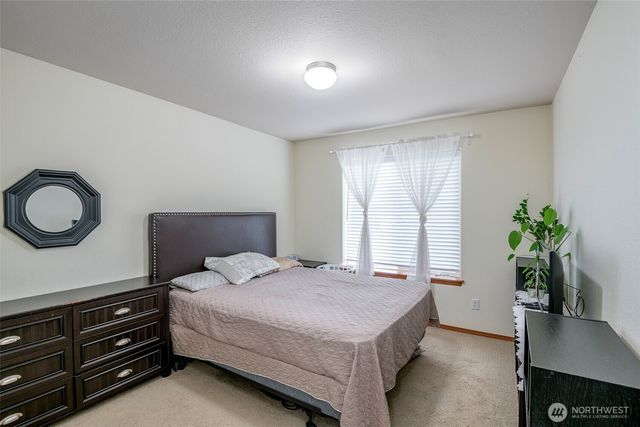 19203 76th Avenue E, Spanaway, WA 98378