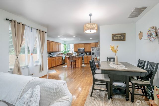 19203 76th Avenue E, Spanaway, WA 98378