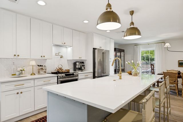 501 Cap Rock Drive, Richardson, TX 75080