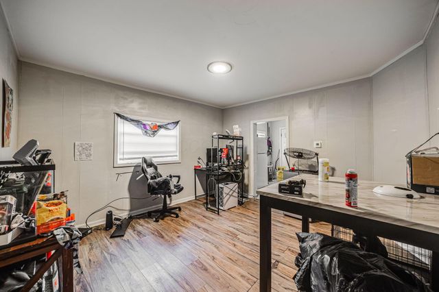 355 E Innis Avenue, Columbus, OH 43207