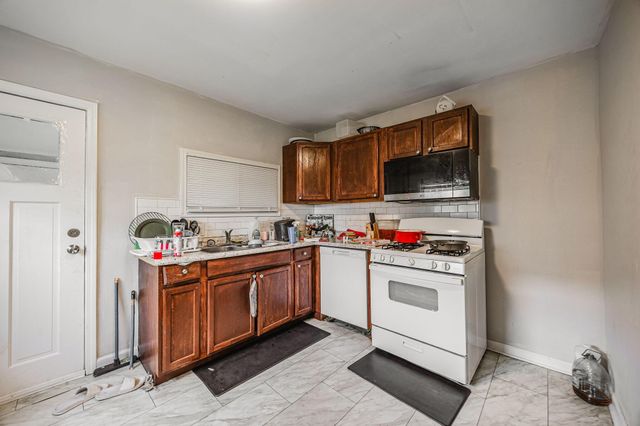 355 E Innis Avenue, Columbus, OH 43207