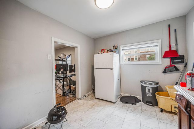 355 E Innis Avenue, Columbus, OH 43207