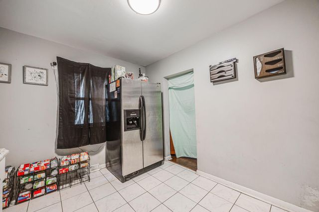 355 E Innis Avenue, Columbus, OH 43207