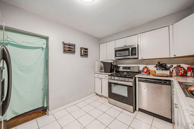 355 E Innis Avenue, Columbus, OH 43207