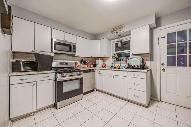 355 E Innis Avenue, Columbus, OH 43207