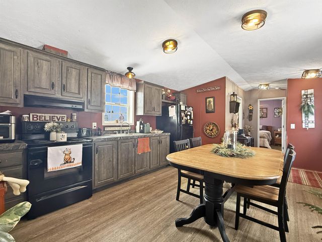 39 Route 145, Colebrook, NH 03576