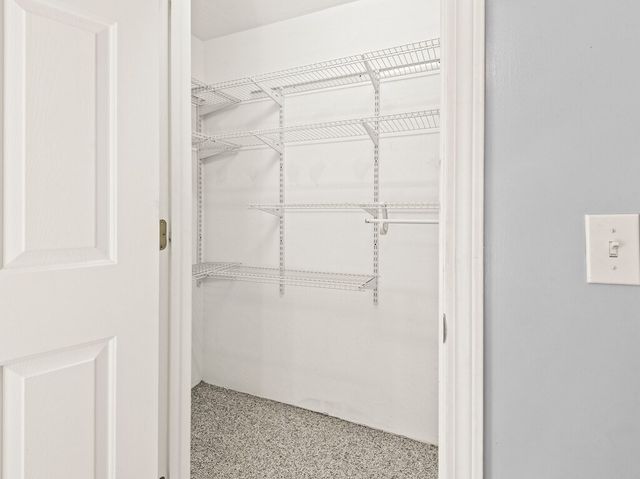 145 Draper Rd, East Brookfield, MA 01515