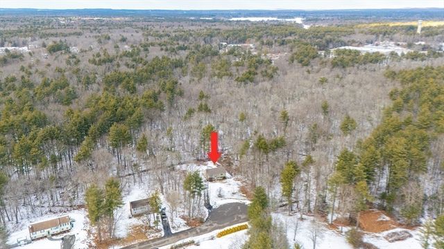 26 Barrows Ct, Norton, MA 02766