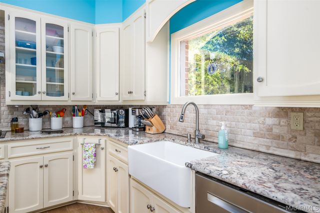 1029 Magnolia Curve, Montgomery, AL 36106