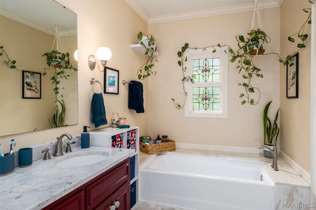 1029 Magnolia Curve, Montgomery, AL 36106