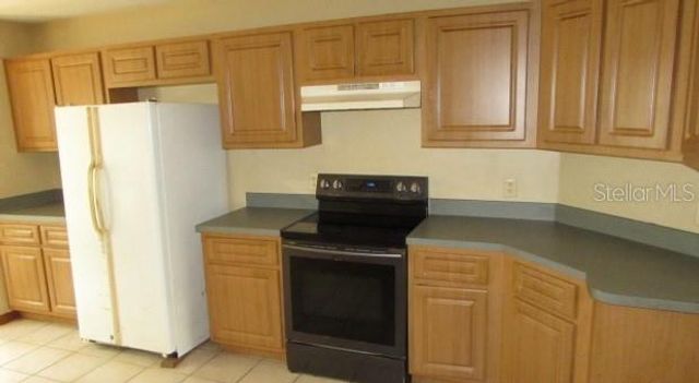 824 BERRYHILL CIRCLE, Fruitland Park, FL 34731