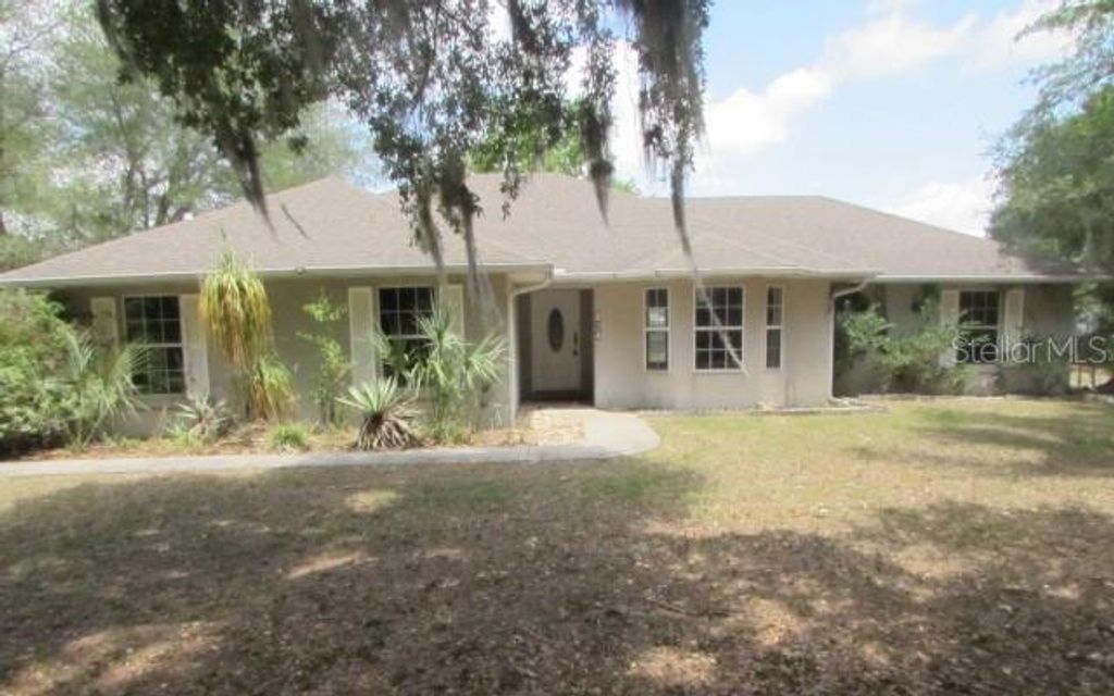 824 BERRYHILL CIRCLE, Fruitland Park, FL 34731