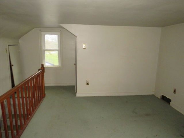 1878 Bakerstown Rd, Frazer, PA 15084