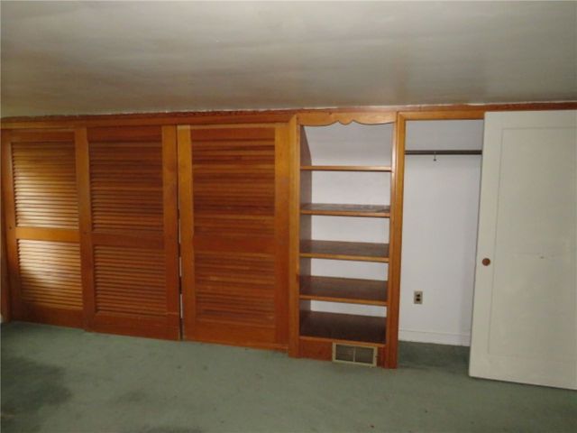 1878 Bakerstown Rd, Frazer, PA 15084