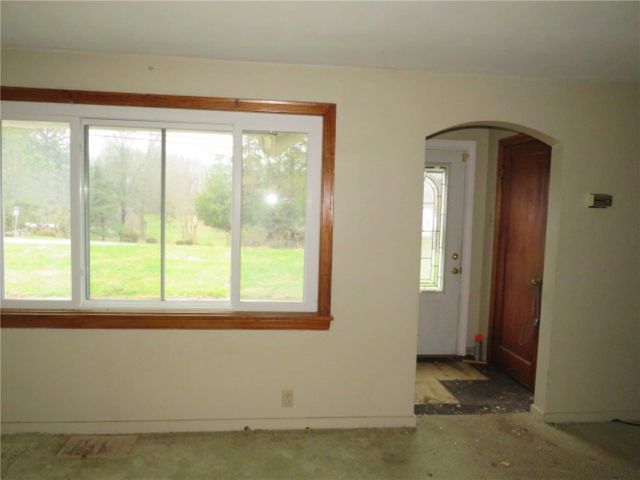 1878 Bakerstown Rd, Frazer, PA 15084