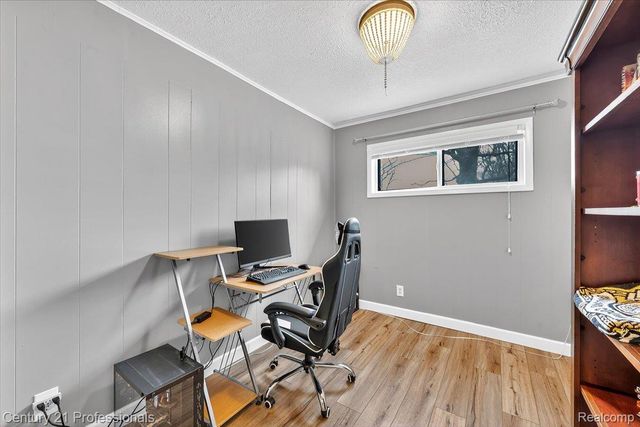 7079 Felix Drive, Independence Charter Township, MI 48346