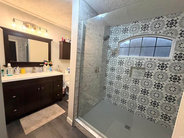 900 W SUPERIOR Street, Kokomo, IN 46901