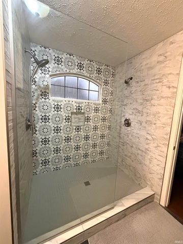 900 W SUPERIOR Street, Kokomo, IN 46901