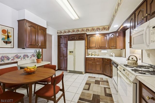 30 Polhemus Ter, Hanover Twp., NJ 07981