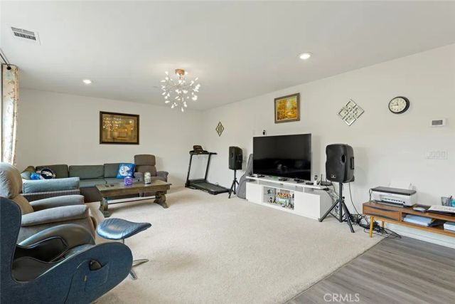 7568 Sleepy Creek, Fontana, CA 92336