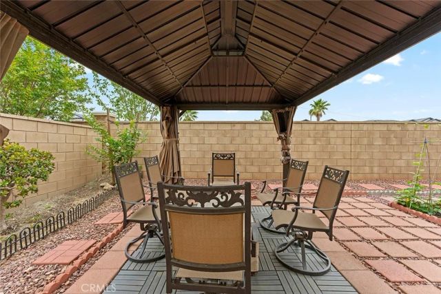 7568 Sleepy Creek, Fontana, CA 92336