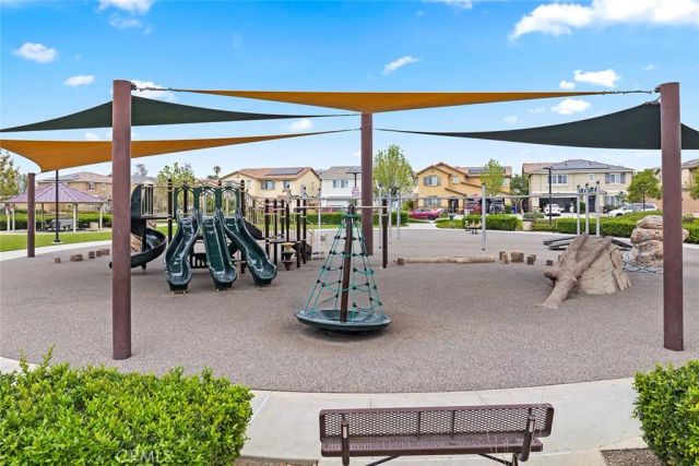 7568 Sleepy Creek, Fontana, CA 92336