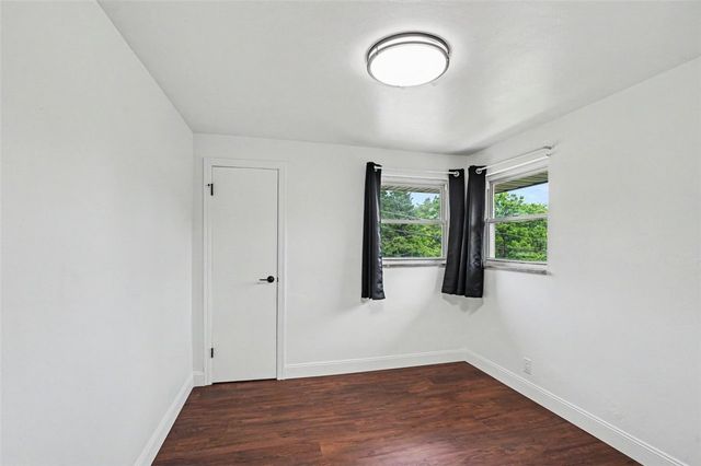116 Dogwood Dr, Penn Hills, PA 15235