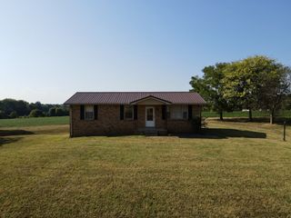 4255 Roy Cole Rd, Springfield, TN 37172