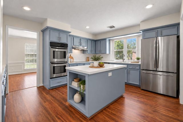 2108 Cherry Hills Drive, League City, TX 77573