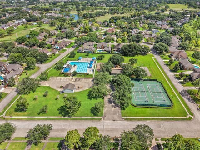 2108 Cherry Hills Drive, League City, TX 77573