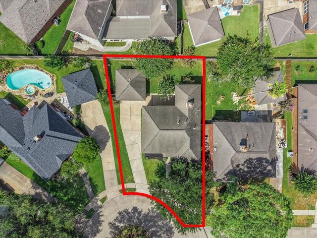2108 Cherry Hills Drive, League City, TX 77573