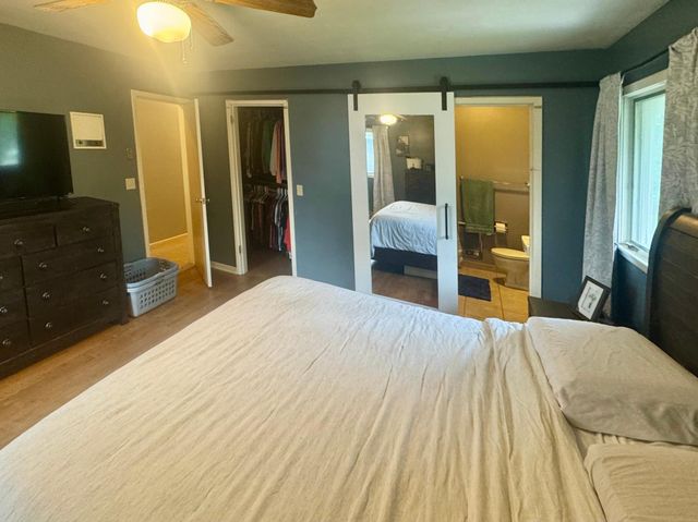 1000 W Birch Avenue, Olivia, MN 56277