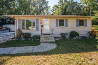 960 Walcott Street, Wyoming, MI 49509