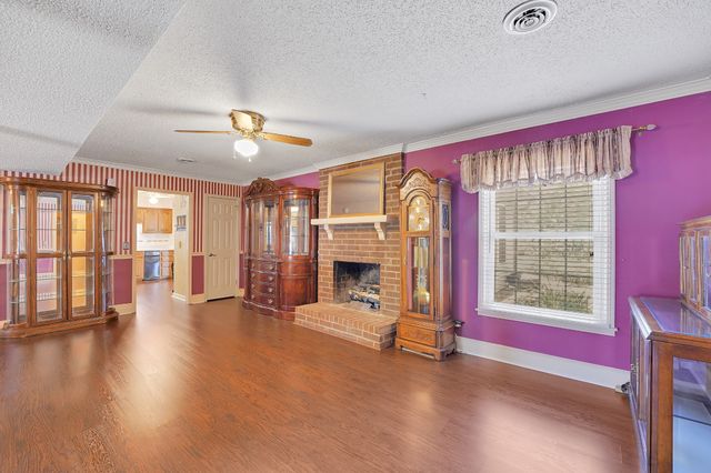 132 Clearlake Dr, E, Nashville, TN 37217