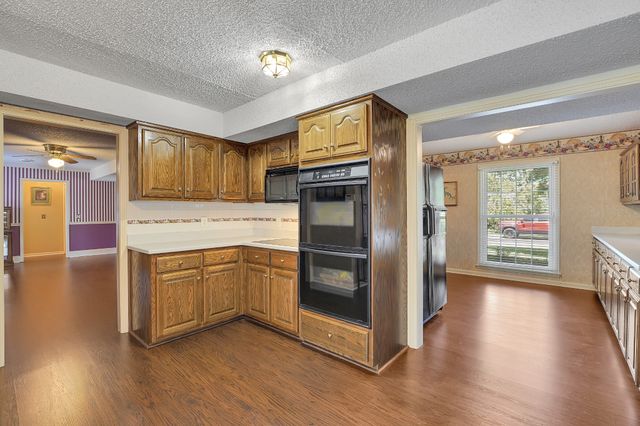132 Clearlake Dr, E, Nashville, TN 37217
