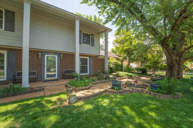 132 Clearlake Dr, E, Nashville, TN 37217