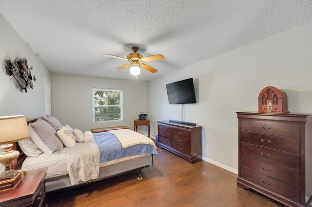 132 Clearlake Dr, E, Nashville, TN 37217