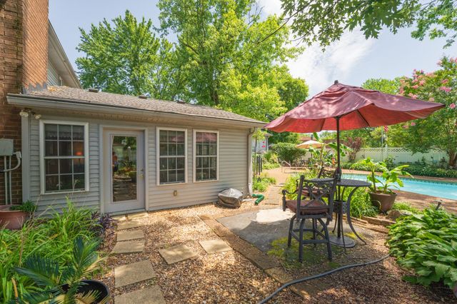 132 Clearlake Dr, E, Nashville, TN 37217